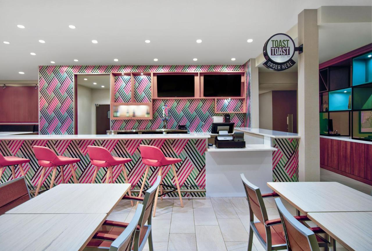 Holiday Inn - Erie By Ihg Bagian luar foto