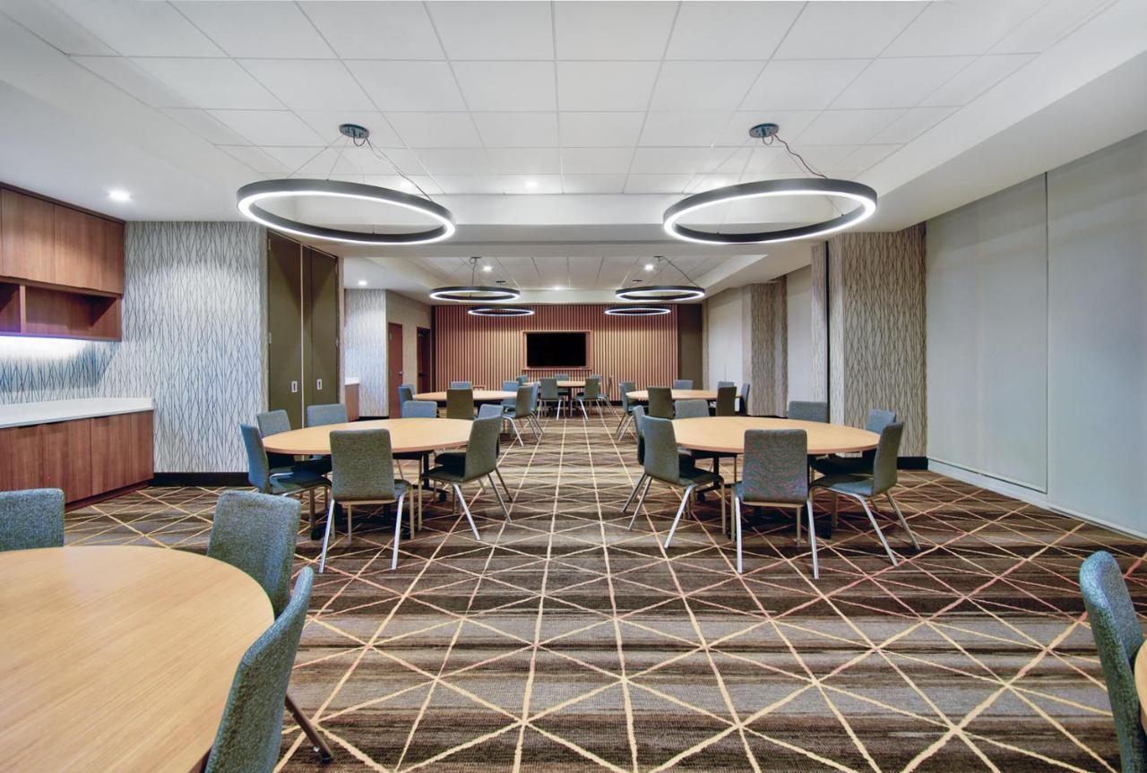 Holiday Inn - Erie By Ihg Bagian luar foto